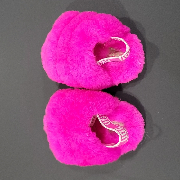 UGG Fluffy Yeah Slides - Picture 2 of 4